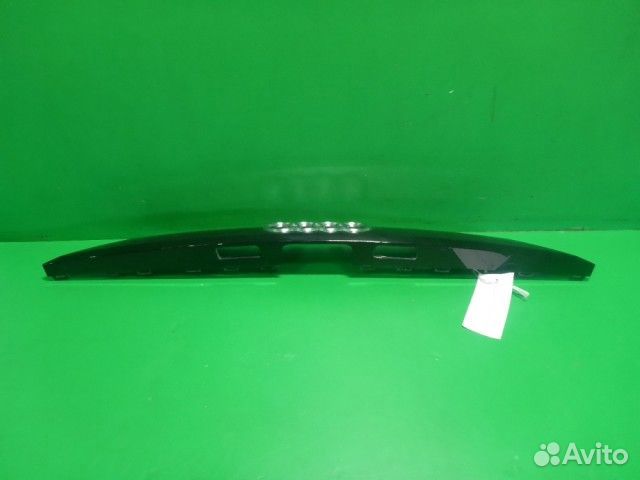 Накладка двери багажника Audi Q8 с 2018г