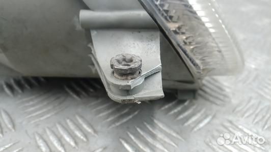 Фара левая mercedes benz C-class W203 (HNK27MR01)