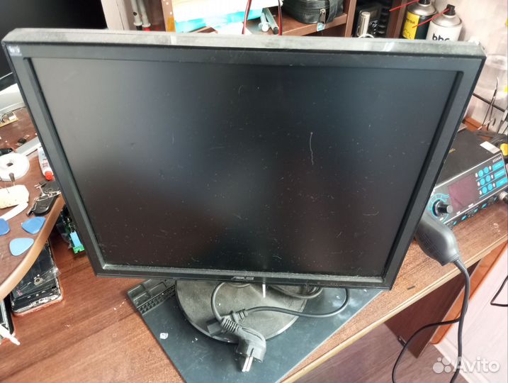 Монитор Asus 19