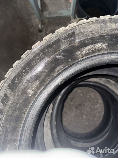 Michelin X-Ice North 4 205/60 R16 96T