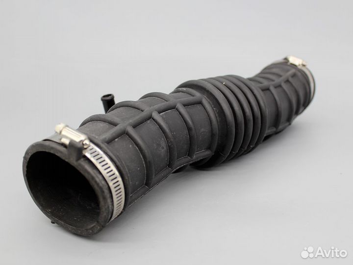 Патрубок гофра воздушного фильтра Nissan Juke 1.6