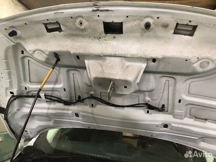 Капот на ford kuga 2014г