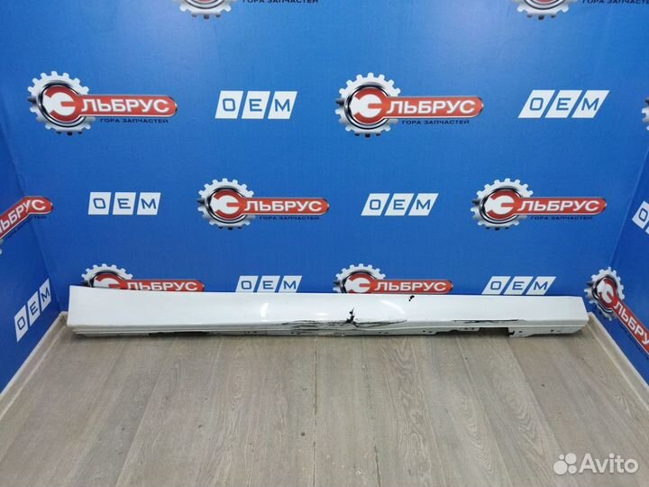 Накладка порога правого BMW 3er BMW 3er