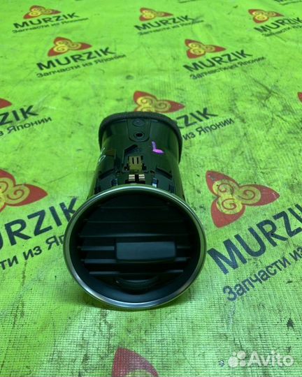 Воздуховод передний левый Mercedes C W204 OM