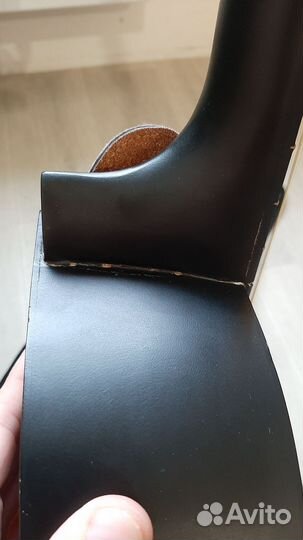 Акустическая гитара