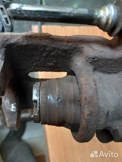 Суппорт задний левый honda civic FK2