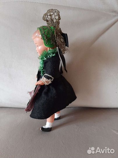 Кукла винтажная