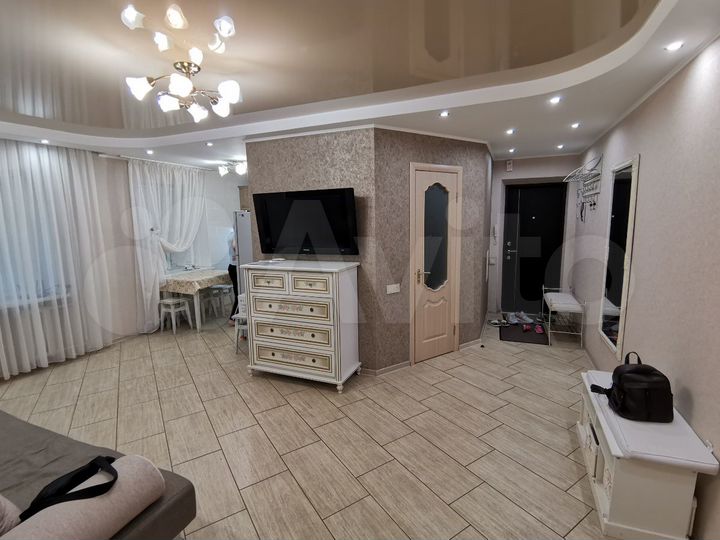 2-к. квартира, 42 м², 1/5 эт.