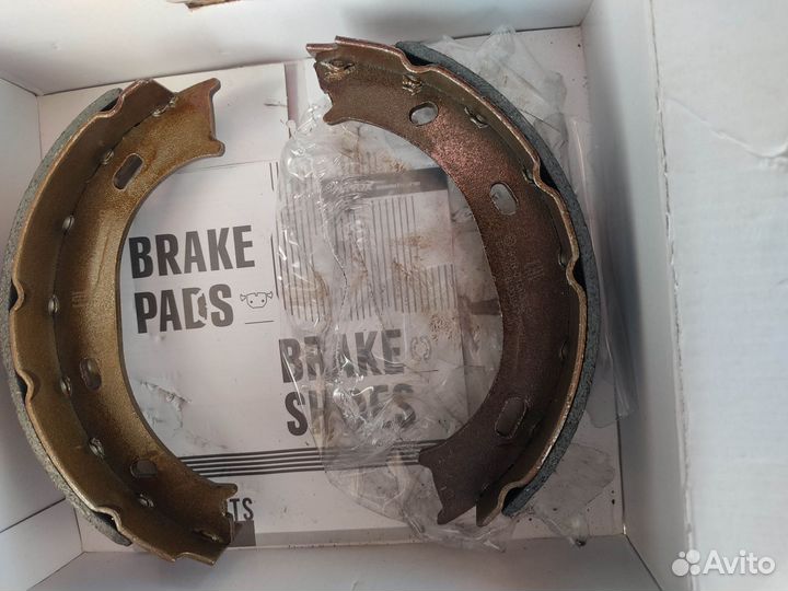 2 Колодки ручника Mercedes Sprinter Classic