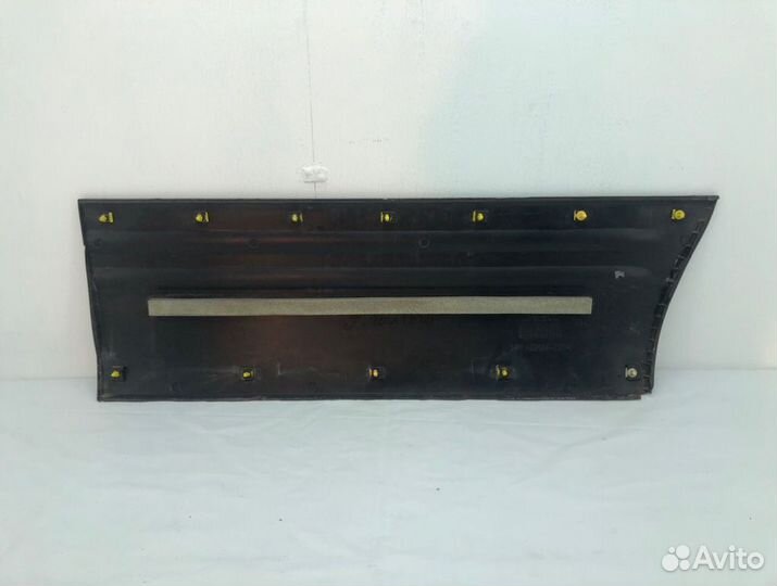 Молдинг двери задний правый Hyundai Starex A1 D4BH