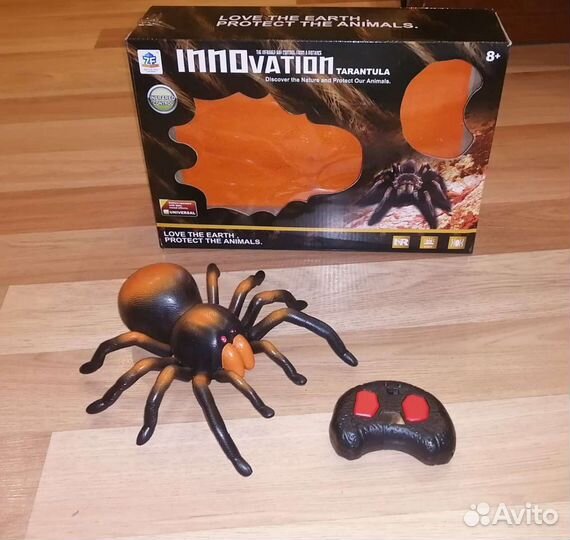 Паук на пульте управления