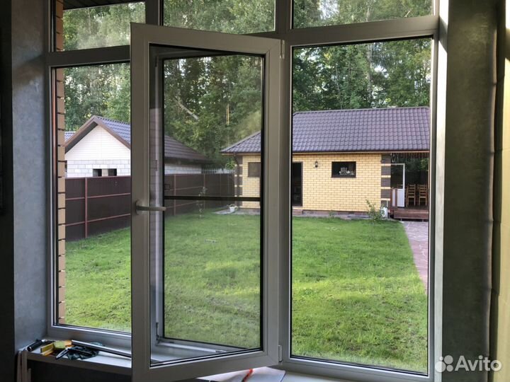 Тонировка окон,офисных перегородок)