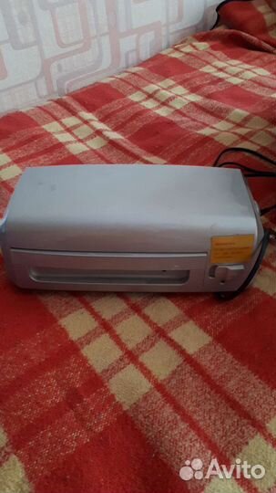 Уф шкаф и набор для маникюра