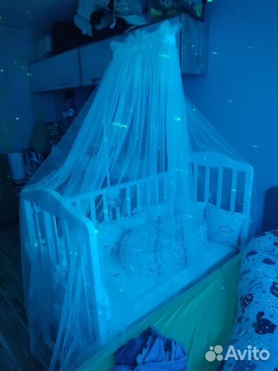 Балдахин с держателем и бортики