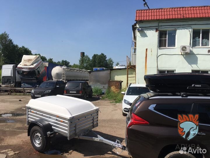 Прицеп самый маленький из серии OFF-road с крышкой