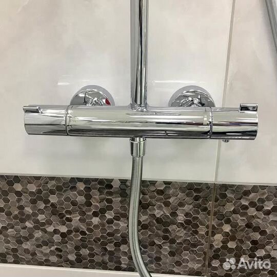 Душевая система Hansgrohe с термостатом 27271000