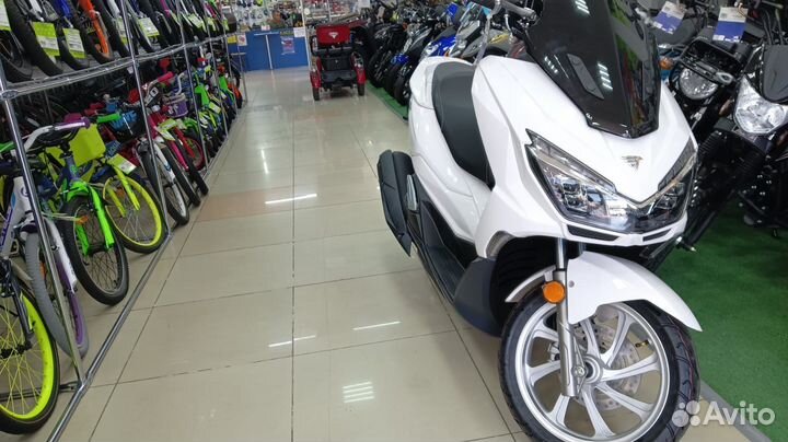 Скутер Vento VMC PCX 200