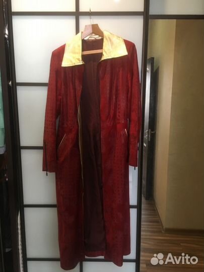 Плащ кожаный