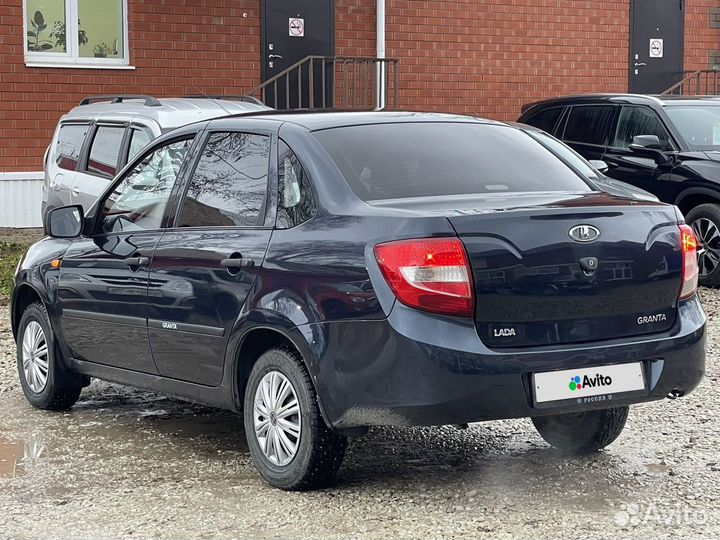 LADA Granta 1.6 МТ, 2012, 111 000 км