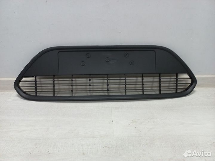 Решетка в бампер Ford Focus 2008-2011 черная