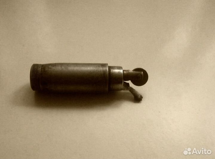 Зажигалка бензиновая