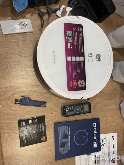 Робот пылесос Polaris