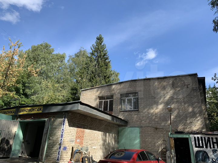 Здание, 960 м²
