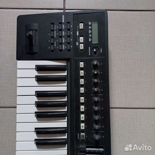 Синтезатор