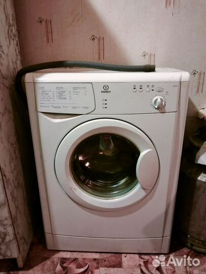 Стиральная машина indesit