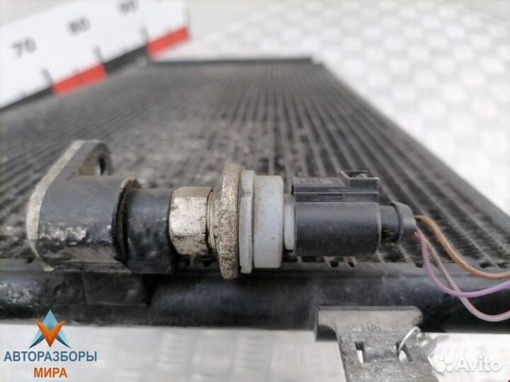 Радиатор кондиционера Audi A4 B7 2009