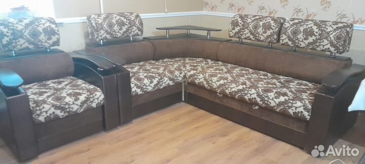 Большой угловой диван раскладной бу