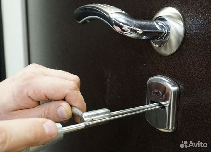 Вскрытие замков 24/7 Вскрытие Авто / Замена замков