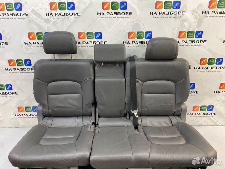 Комплект сидений Toyota Land Cruiser 200 2UZ-FE