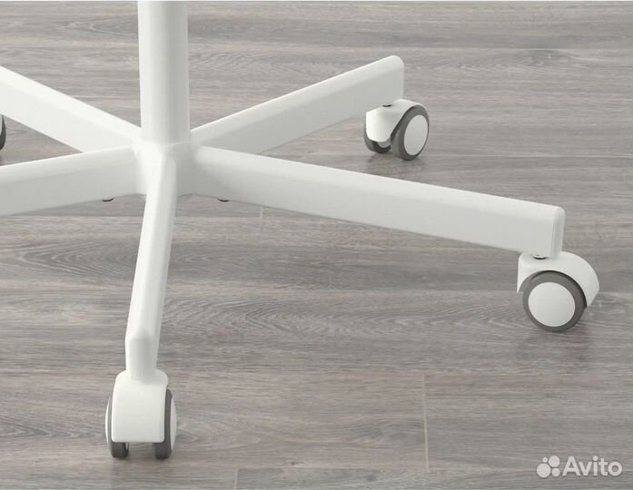 Рабочий стул вогсберг (Икеа)