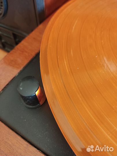 Проигрыватель винила Вега 108 с колонками