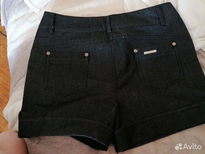 Шорты женские