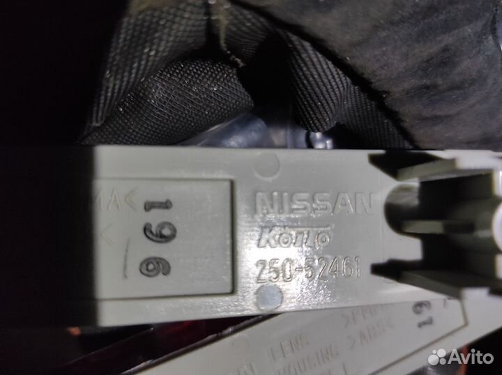 Отражатель левый правый Nissan Juke F15 2011-2019