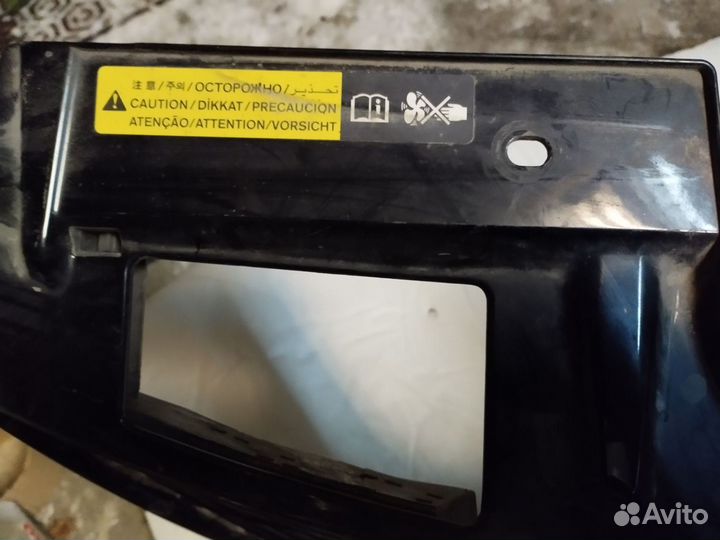 Решетка радиатора Nissan X-Trail 3 (T32)