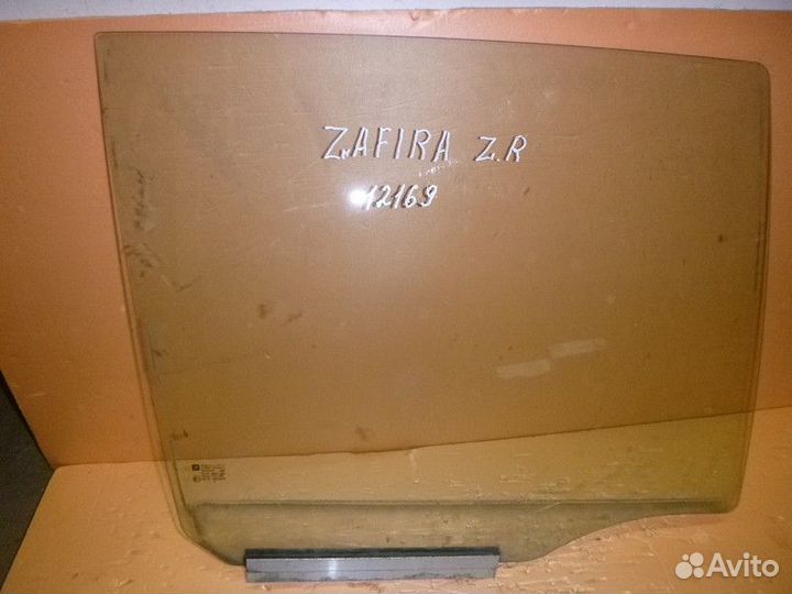 Стекло двери задней правой opel zafira B 2005