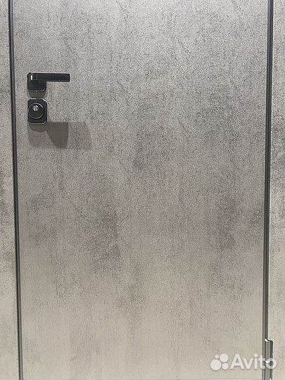 Дверь входная