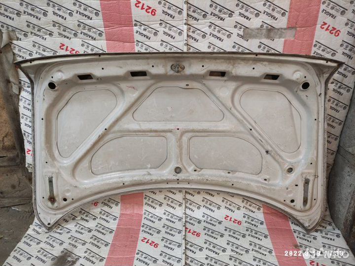Крышка багажника Toyota Mark2 1992-1996