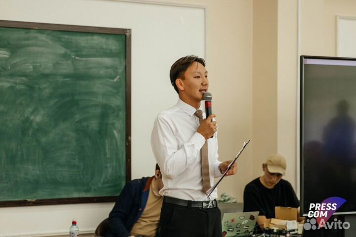 Ведущий мероприятий