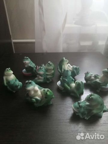 Лягушки фигурки коллекция