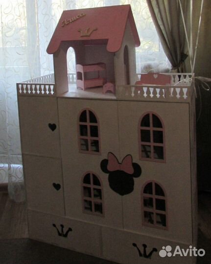 Домик кукольный