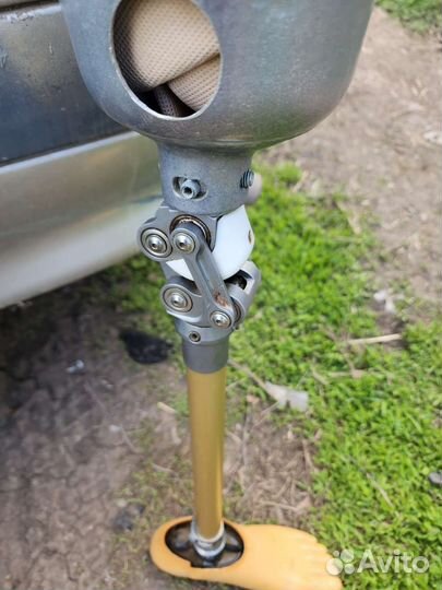 Протез левой ноги