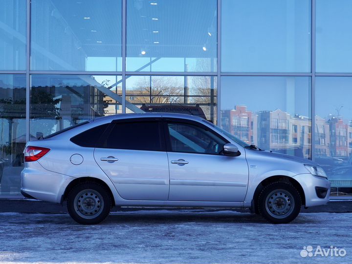 LADA Granta 1.6 МТ, 2015, 146 873 км
