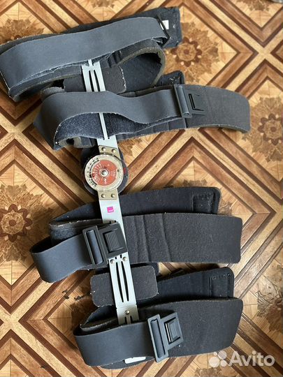 Коленный ортез