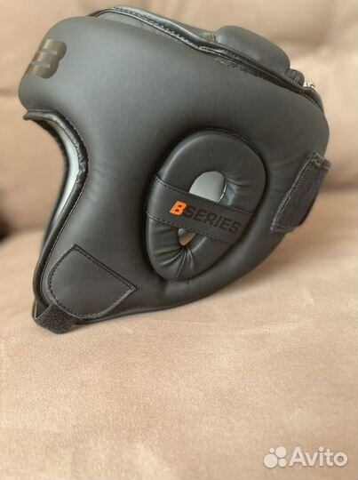 Боксёрский шлем BoyBo