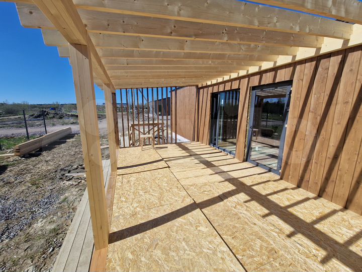 Дом 93 м² на участке 6 сот.