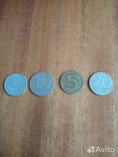 Монеты: 50 грошей, 5 злотых, 10 злотых, 20 злотых